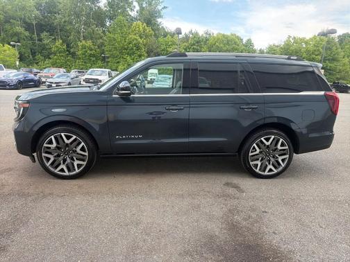 Blue Metallic 2025 Ford Expedition Platinum