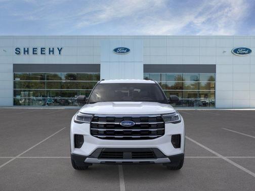 White Metallic 2026 Ford Explorer Active