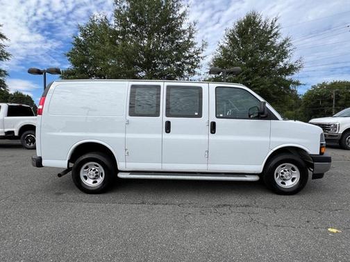 2024 Chevrolet Express 2500 Work Van