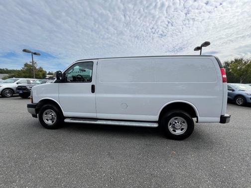 2024 Chevrolet Express 2500 Work Van