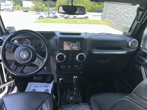 2013 Jeep Wrangler Unlimited Sahara