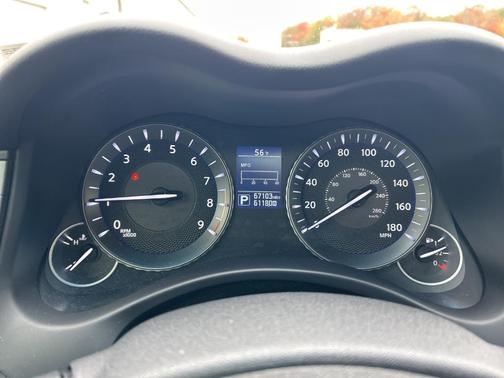 2018 INFINITI Q70L 3.7 LUXE