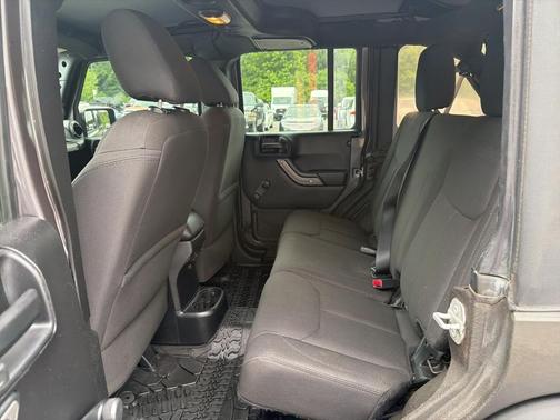 Granite Crystal Clearcoat Metallic 2016 Jeep Wrangler Unlimited Sport