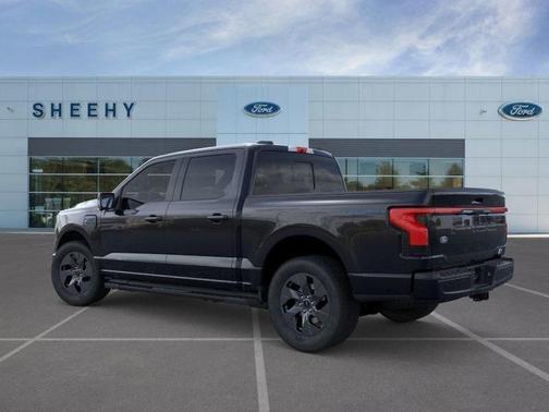 2025 Ford F-150 Lightning LARIAT
