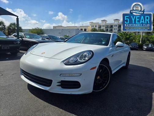 2016 Porsche Panamera Edition