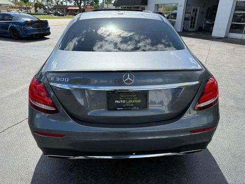 2017 Mercedes-Benz E-Class E 300 Sedan 4D