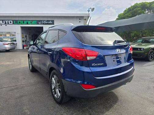 2015 Hyundai TUCSON SE