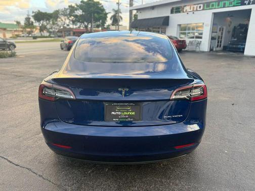 2018 Tesla Model 3 Mid Range