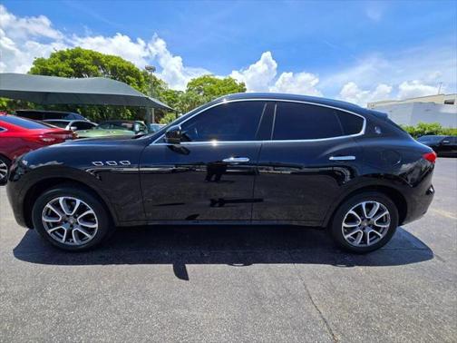 2017 Maserati Levante Base