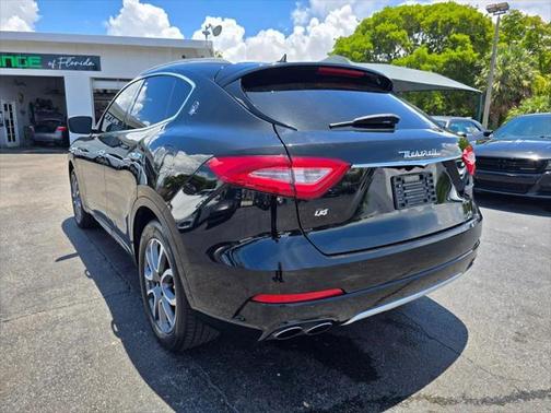 2017 Maserati Levante Base