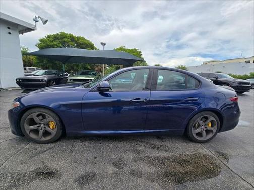 2018 Alfa Romeo Giulia Base