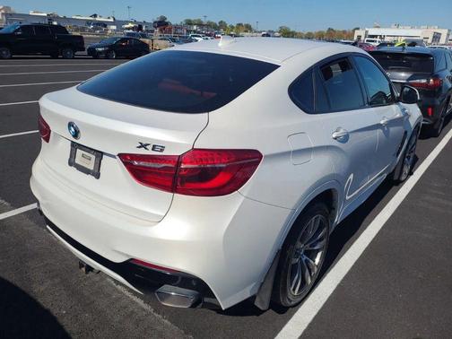 2018 BMW X6 xDrive35i