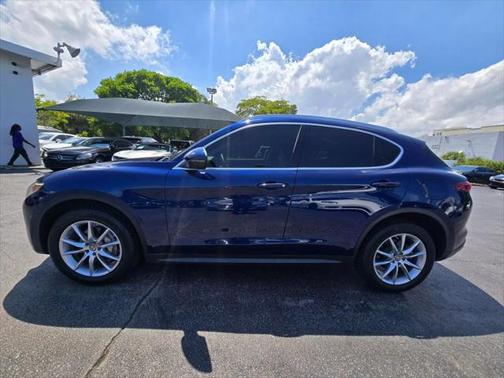 2018 Alfa Romeo Stelvio Ti Sport