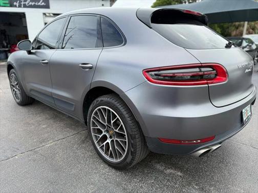 2017 Porsche Macan Base