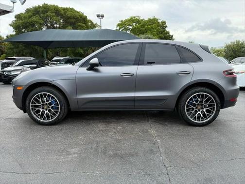 2017 Porsche Macan Base