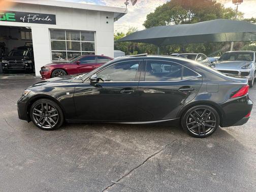 2018 Lexus IS 300 Base