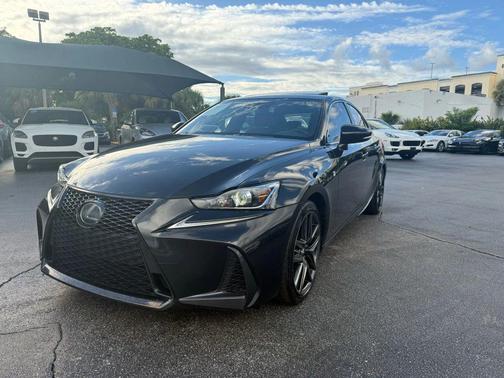 2018 Lexus IS 300 Base