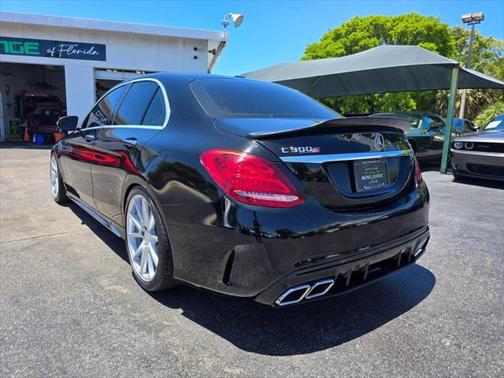 2015 Mercedes-Benz C-Class 4MATIC