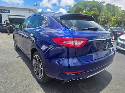 2017 Maserati Levante Base