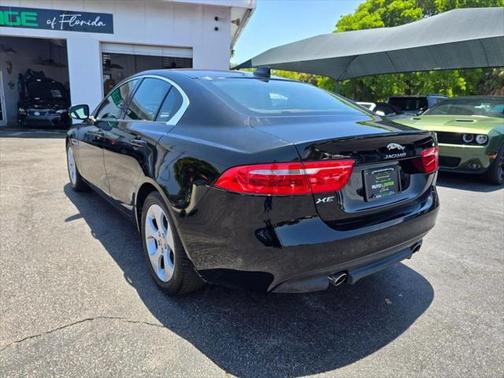 2018 Jaguar XE 25t