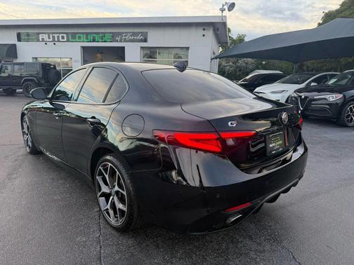 2018 Alfa Romeo Giulia Ti Sport