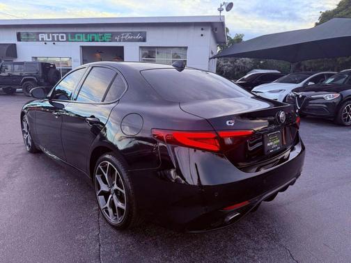 2018 Alfa Romeo Giulia Ti Sport