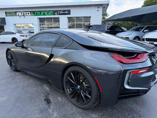 2019 BMW i8 Coupe 2D