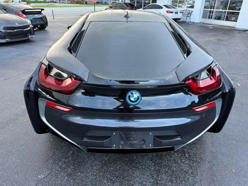 2019 BMW i8 Coupe 2D