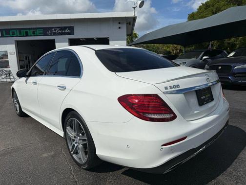 2017 Mercedes-Benz E-Class E 300 Sedan 4D