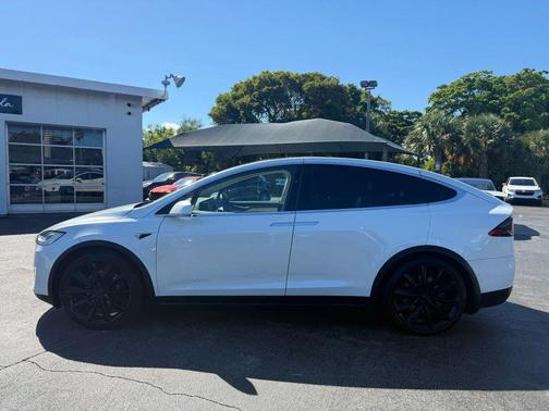 2017 Tesla Model X 90D