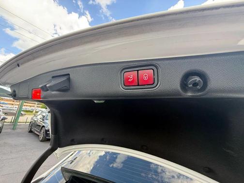 2019 Mercedes-Benz E-Class E 300 Sedan 4D