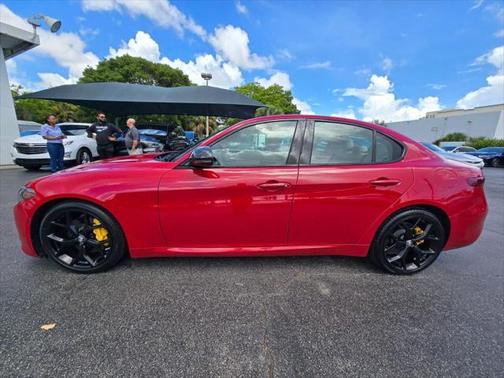 2019 Alfa Romeo Giulia Sport
