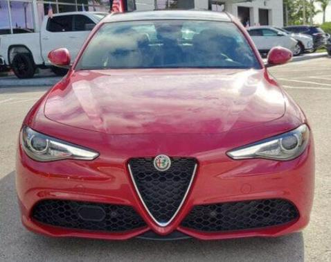 2019 Alfa Romeo Giulia Sport