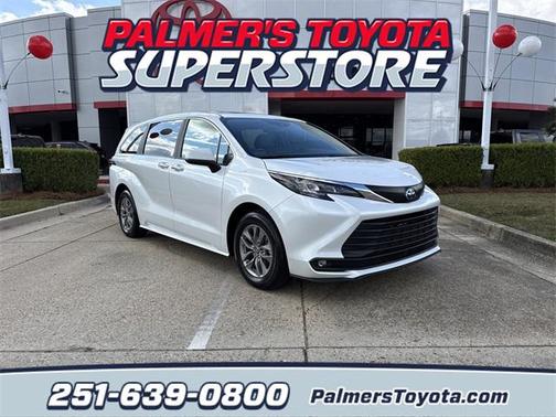 2025 Toyota Sienna XLE