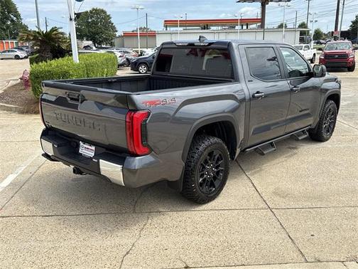 2025 Toyota Tundra SR5