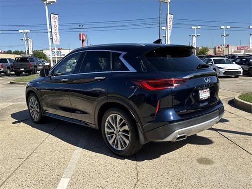 2023 INFINITI QX50 LUXE