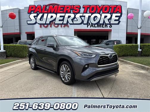 2022 Toyota Highlander Hybrid Platinum