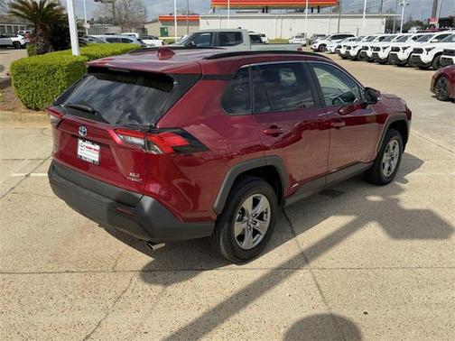 2024 Toyota RAV4 Hybrid XLE
