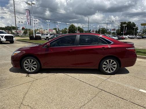 2017 Toyota Camry XLE
