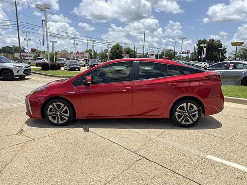 2022 Toyota Prius L