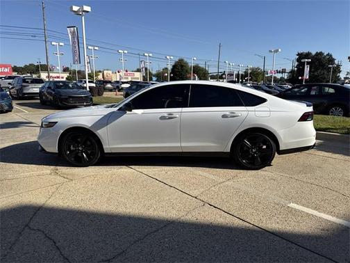 2023 Honda Accord Hybrid Base
