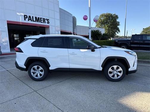 2025 Toyota RAV4 LE