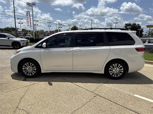 2020 Toyota Sienna Limited