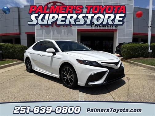 2024 Toyota Camry SE