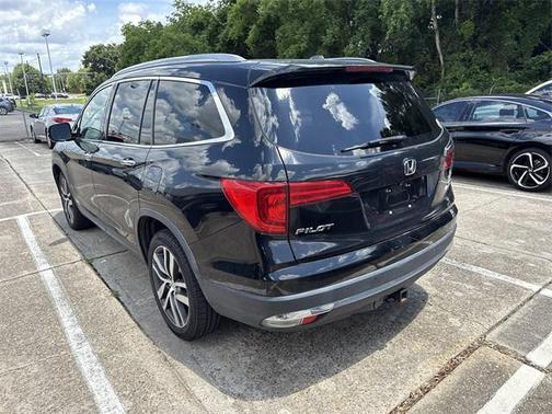 2017 Honda Pilot Elite