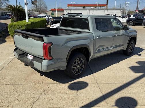 2025 Toyota Tundra Hybrid Platinum