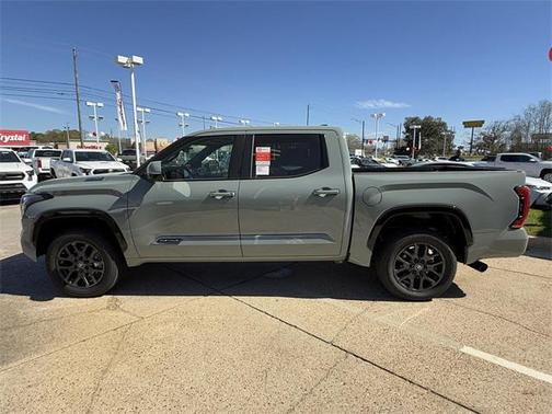 2025 Toyota Tundra Hybrid Platinum