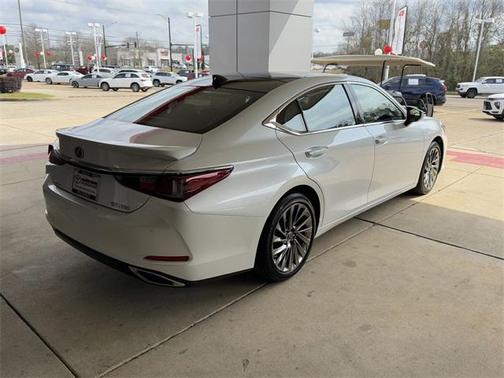 2024 Lexus ES 350 Ultra Luxury