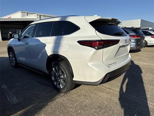 2023 Toyota Highlander Limited