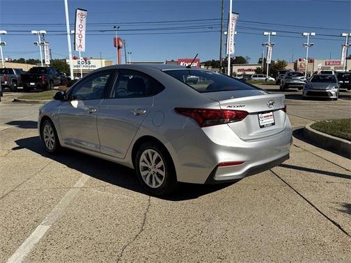 2019 Hyundai Accent SE